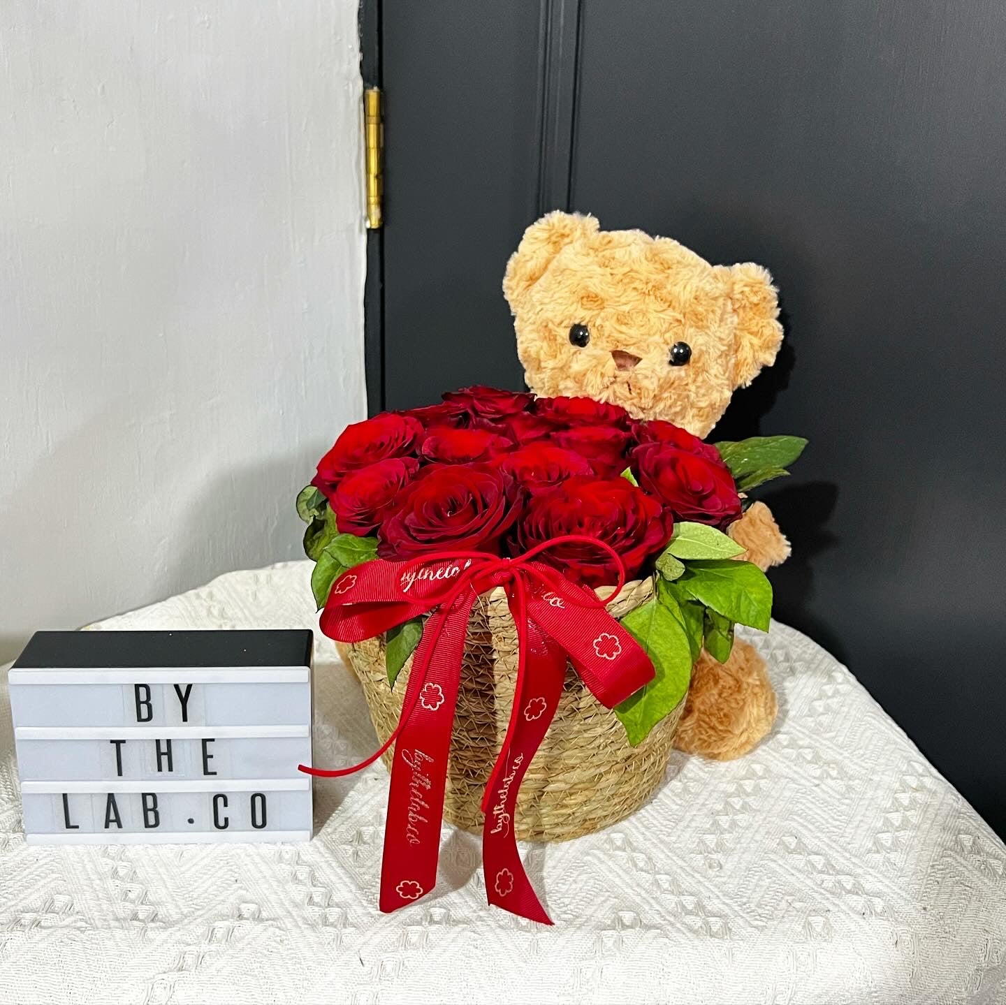 Bear in Love Basket in Fresh Red Roses (Large)