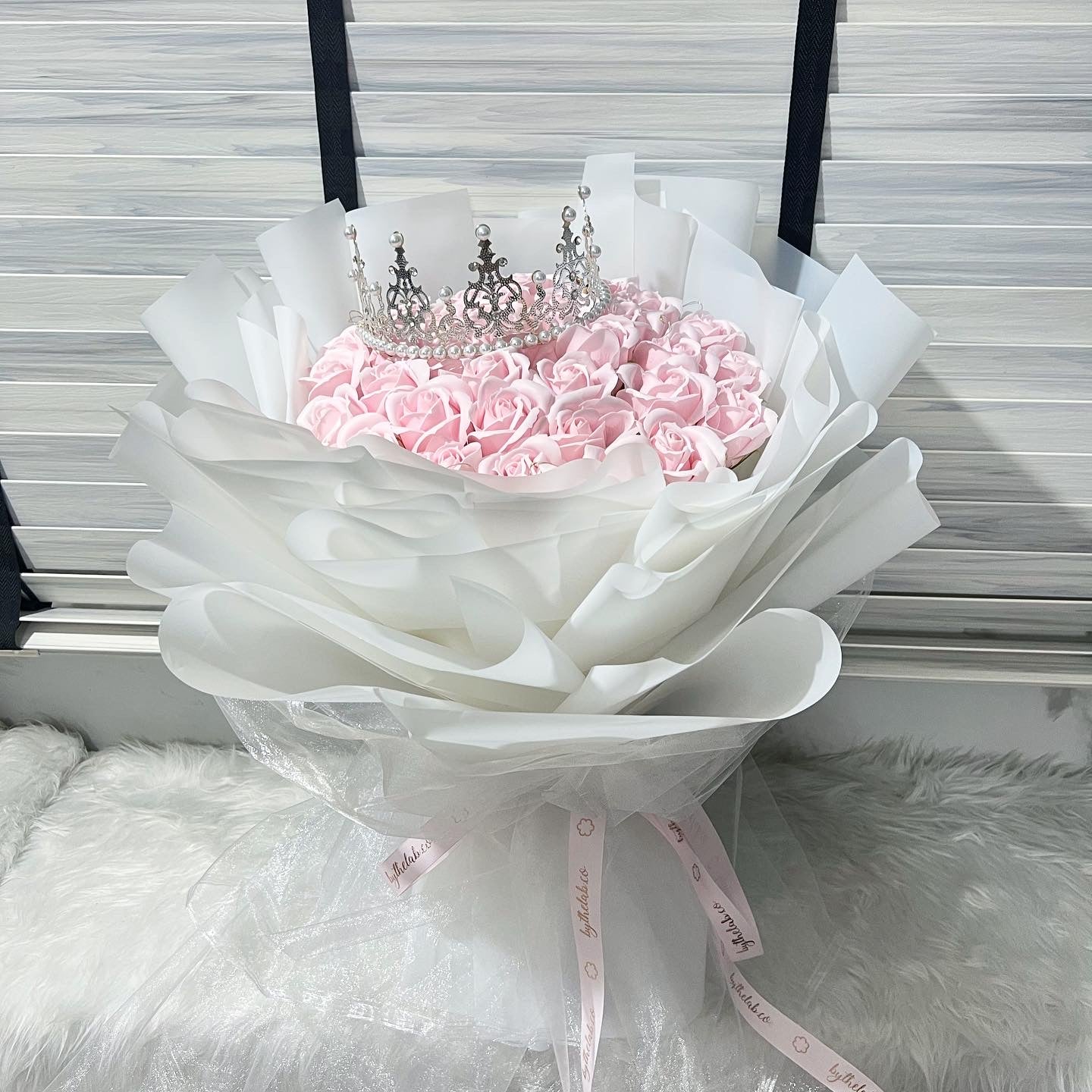 33 Stalks Pink Soap Roses with Crown in Dreamy White