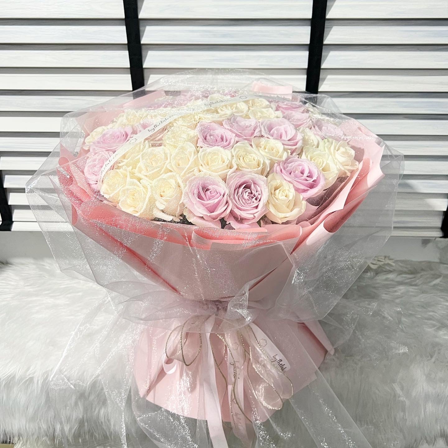 52 Stalks Fresh Pink and Cream Roses in Dreamy White Bouquet