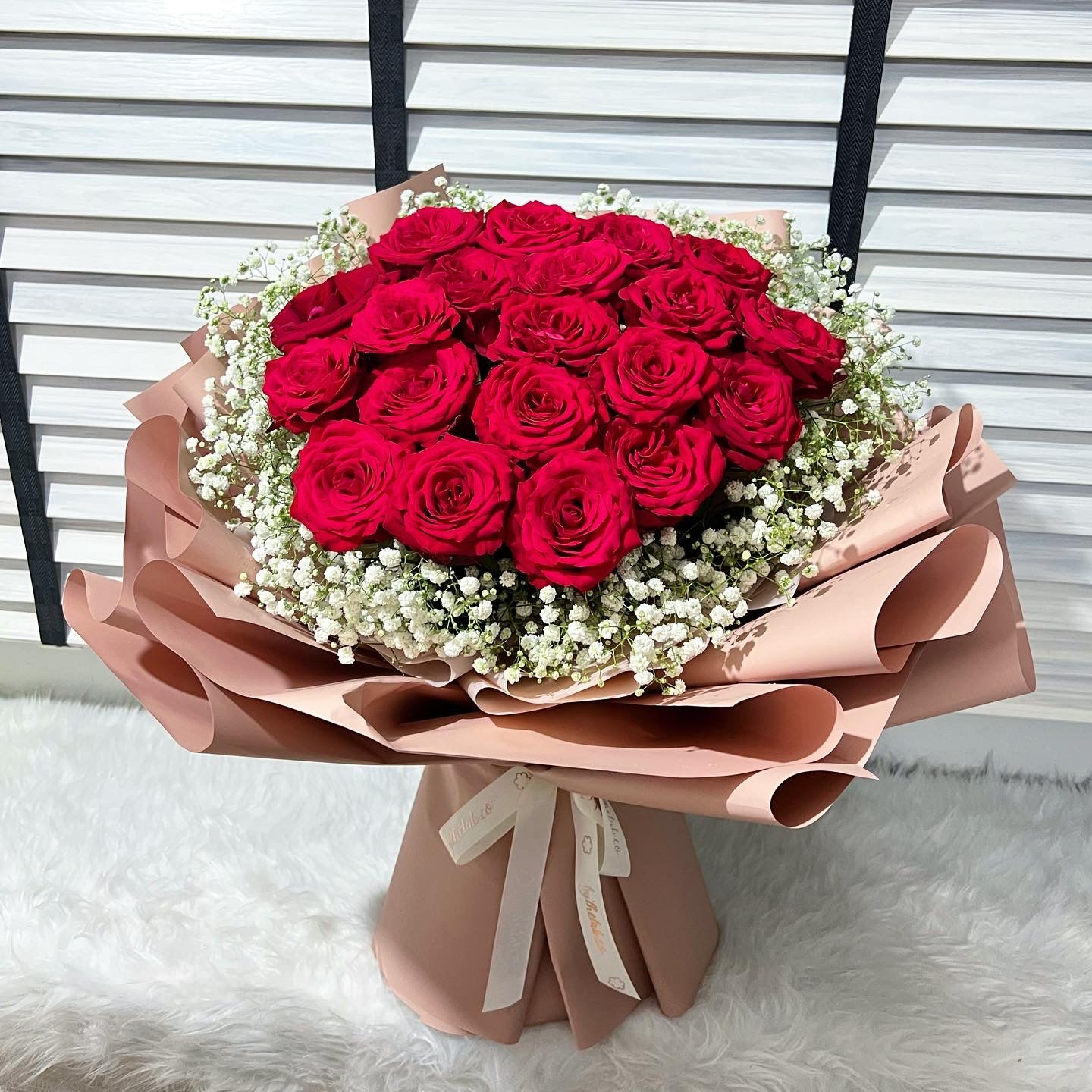 19 Stalks Fresh Red Roses with Babybreath in Plain Jane